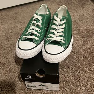 Low Top Converse (Chuck Taylor’s)